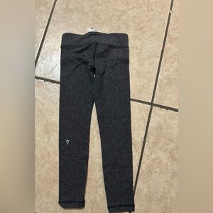 Lululemon ivivva girls  tights